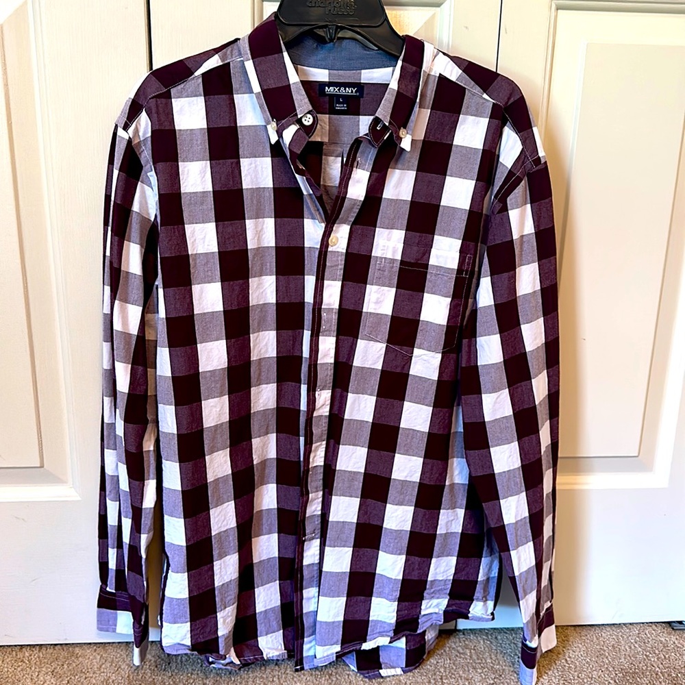 Mix & NY Dress Shirt. Size L